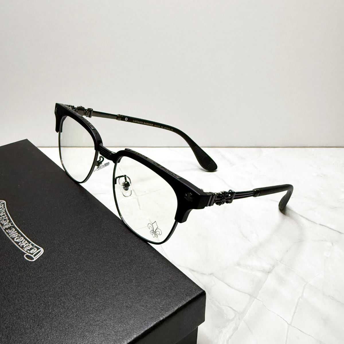 #E19: Chrome Hearts Fleur-De-Lis Anti-Blue Lens Glasses (Black & Black)
