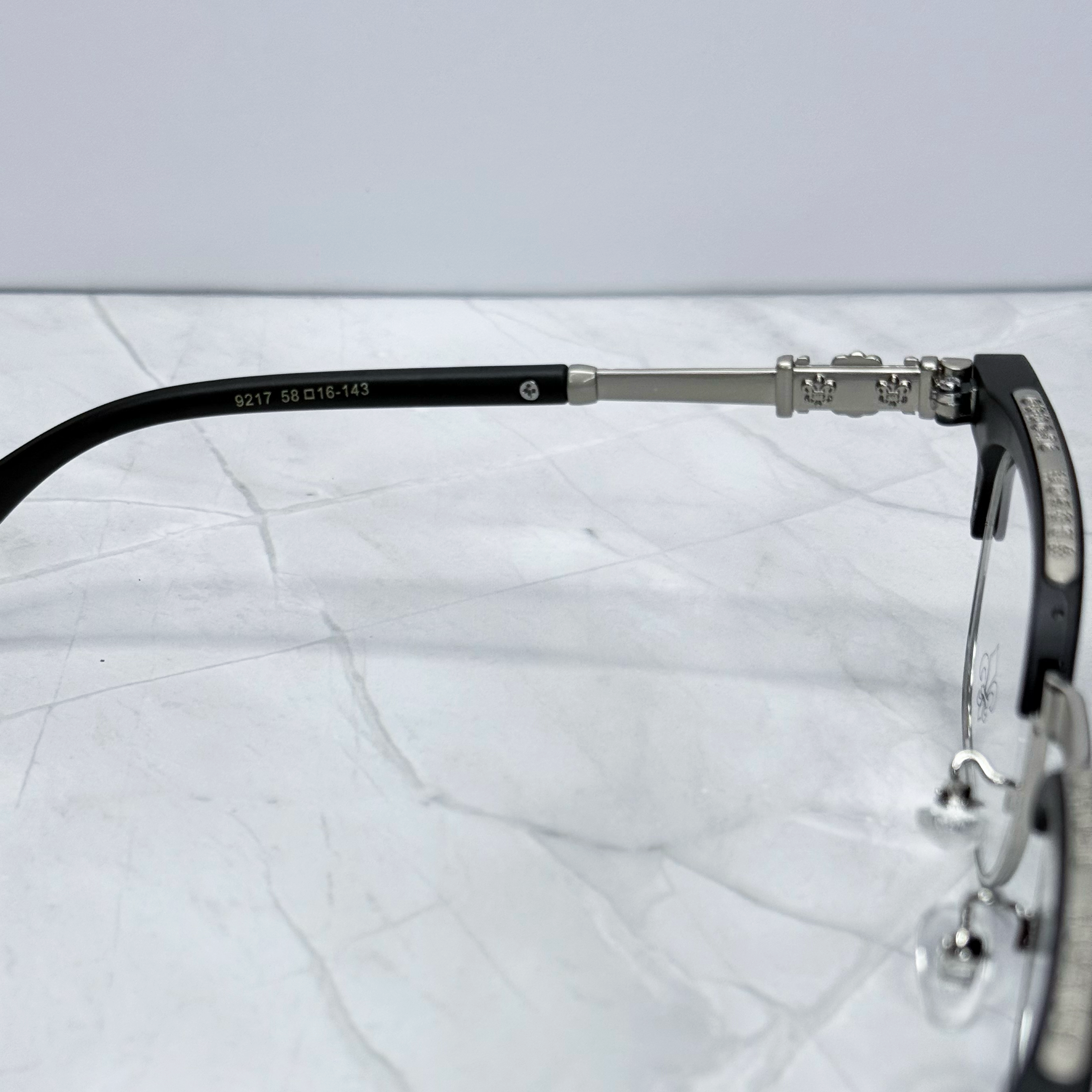 #E16: Chrome Hearts Fleur-De-Lis Anti-Blue Lens Glasses (Black & Silver)