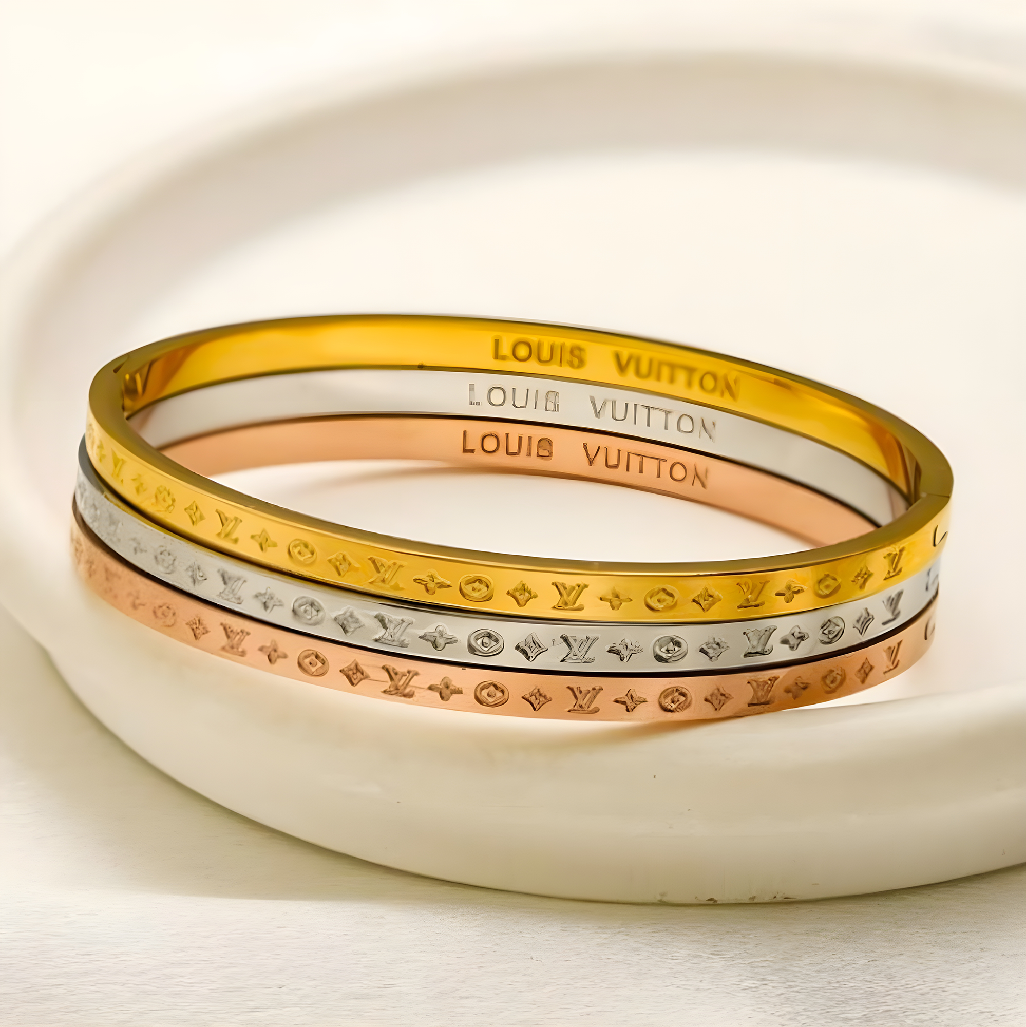 LV Dainty Emblem Bangle (Stainless Steel)