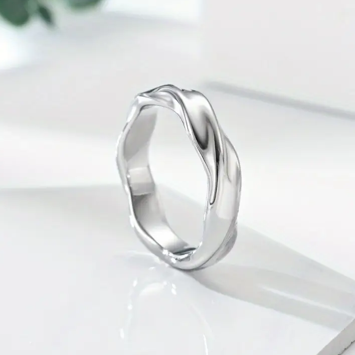 Mobius Ring (Titantium Steel)