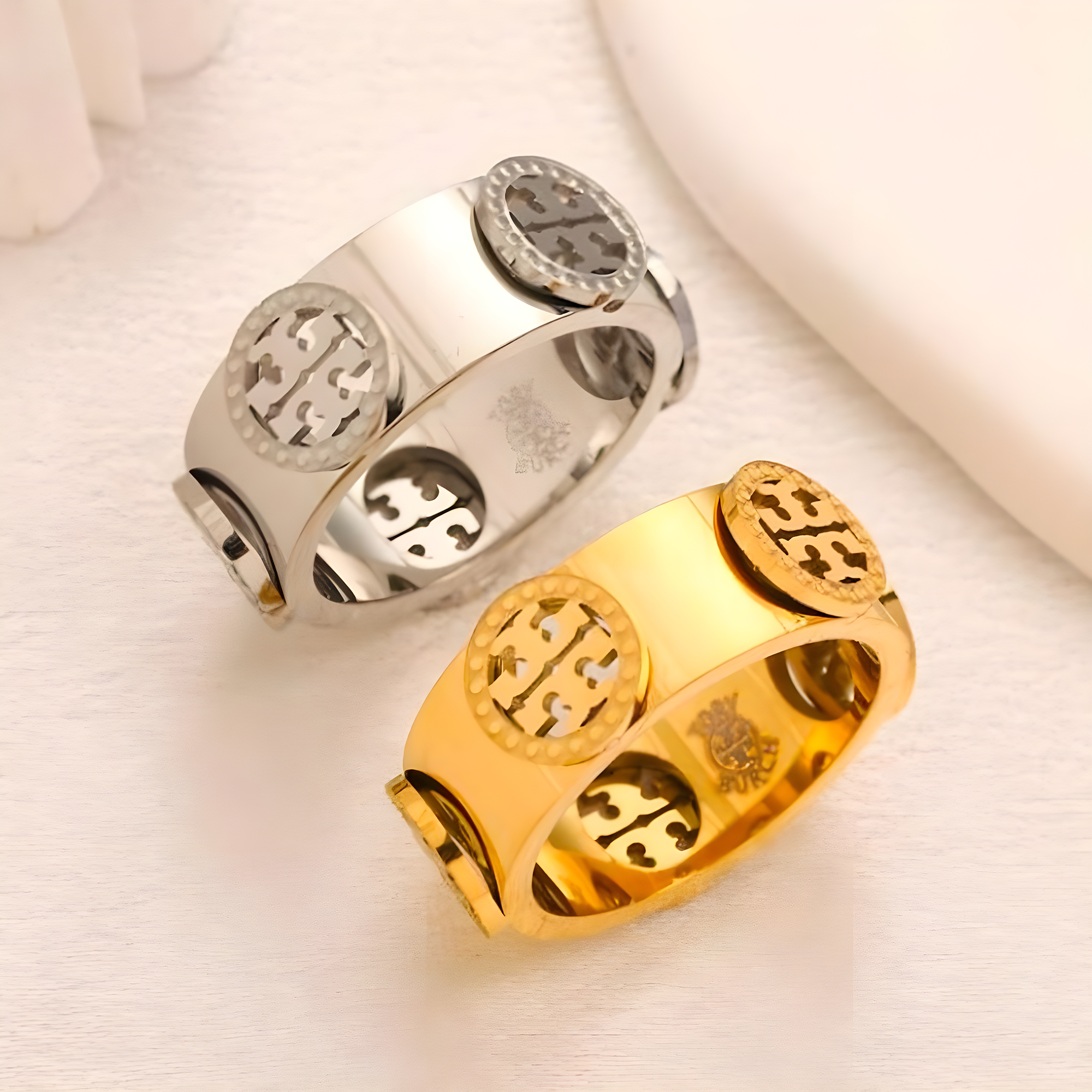 Tory Burch Circle Stud Emblem Ring (Stainless Steel)