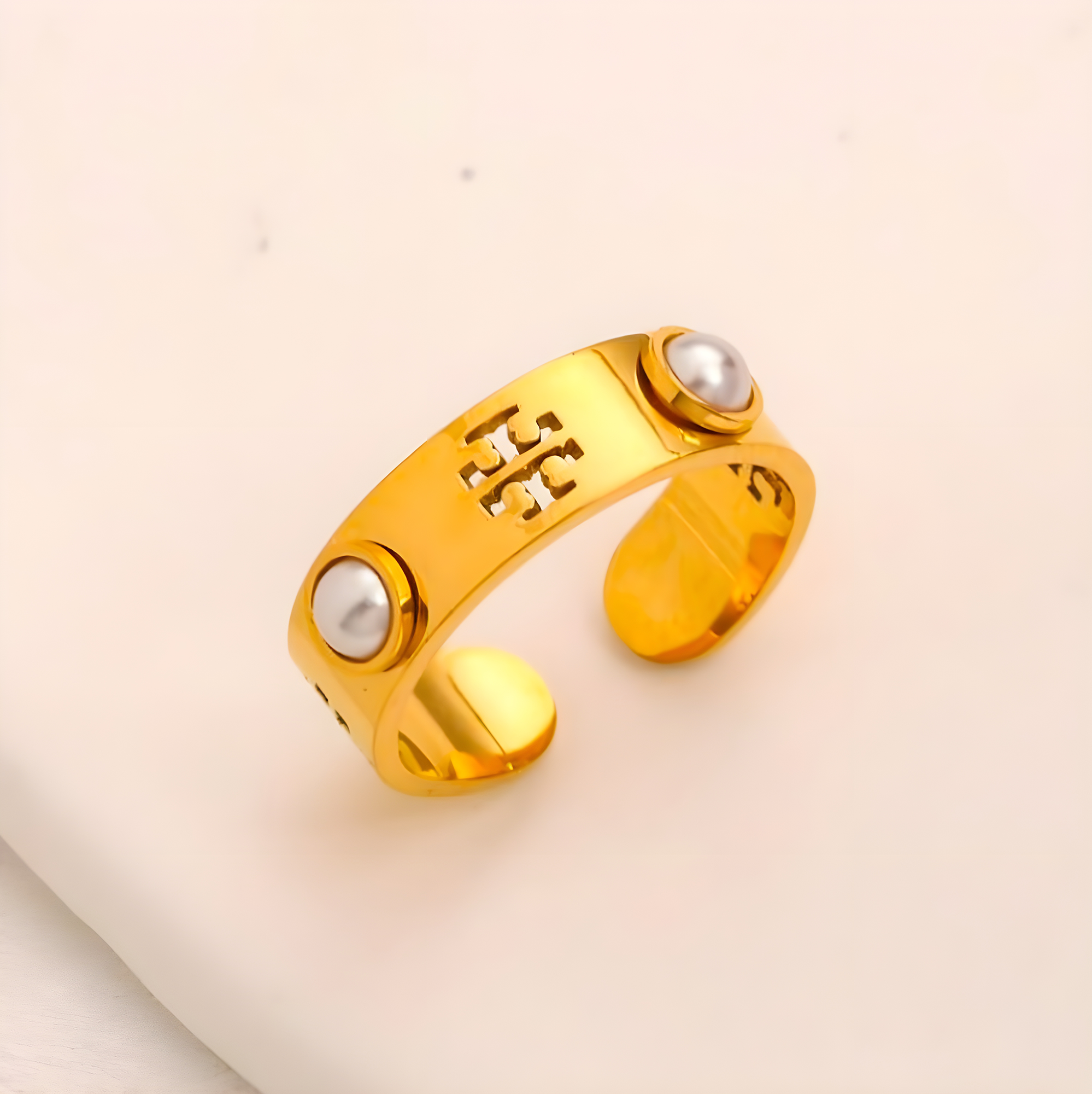 Tory Burch Gold Pearl Open Ring (Stainless Steel)