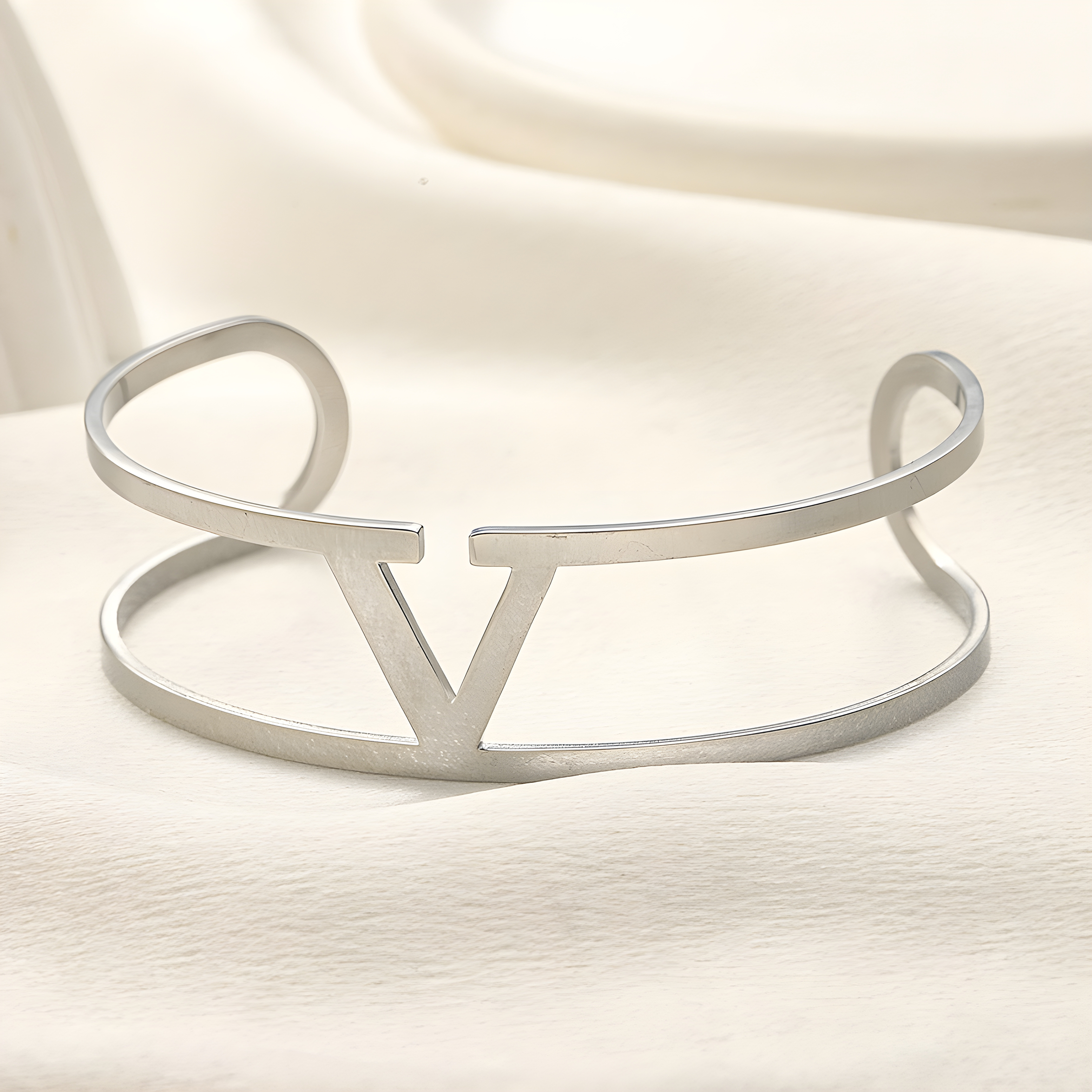Valentino Thin Emblem Brace (Stainless Steel)